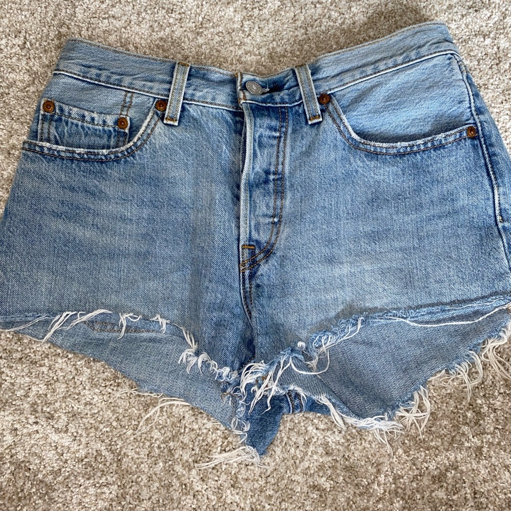 Levi Jean Shorts